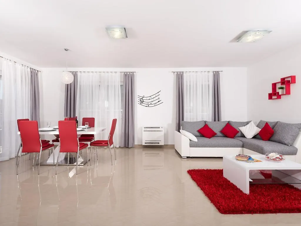 Apartment Bingo Trogir 0*,  Croatia