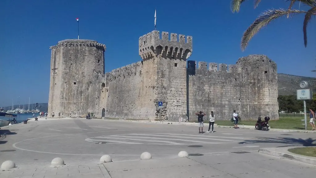 Apartment Bingo Trogir